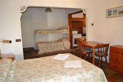 фото отеля Manly Seaview Motel & Apartments