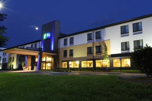 фото отеля Holiday Inn Express Franklin NE - Cool Springs