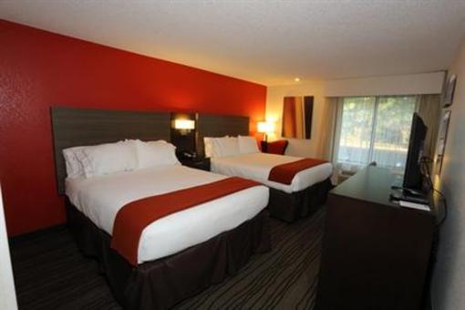 фото отеля Holiday Inn Express Franklin NE - Cool Springs