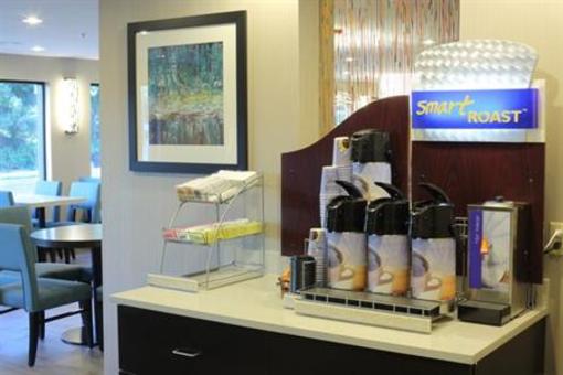 фото отеля Holiday Inn Express Franklin NE - Cool Springs