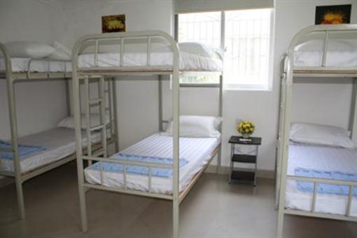 фото отеля Sanya Backpacker Hostel