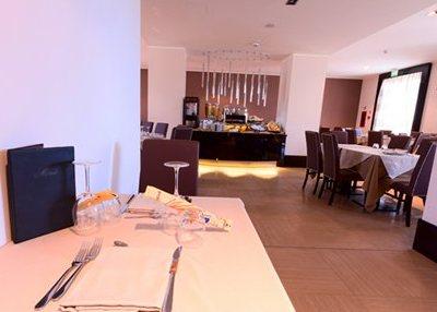 фото отеля Quality Hotel Green Palace