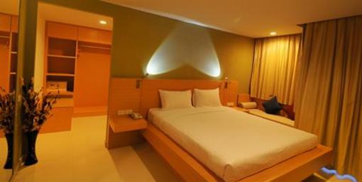 фото отеля Aspery Service Apartment Phuket