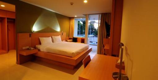 фото отеля Aspery Service Apartment Phuket