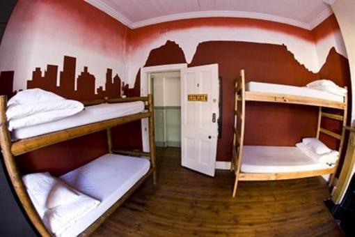 фото отеля 33 South Boutique Backpackers
