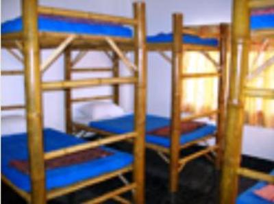 фото отеля Cheap Charlie's Backpacker Lodge