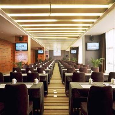 фото отеля Jasmine International Hotel
