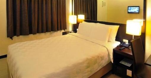 фото отеля Go Hotels Dumaguete