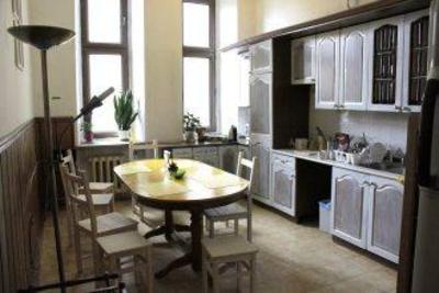 фото отеля Oh So Indie House Hostel