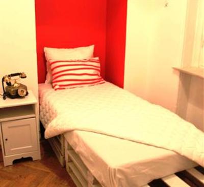 фото отеля Oh So Indie House Hostel
