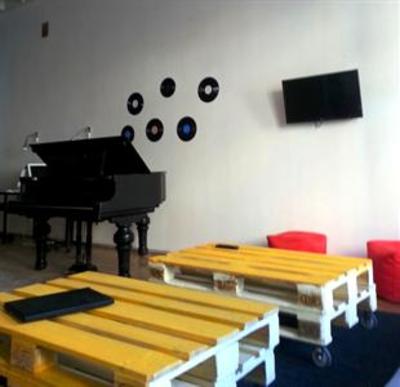 фото отеля Oh So Indie House Hostel