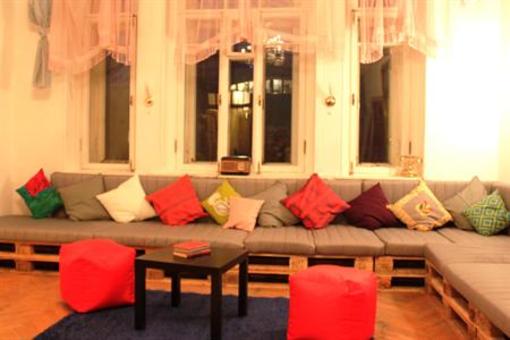 фото отеля Oh So Indie House Hostel