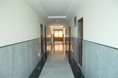 фото отеля Hotel Royal Grand Inn