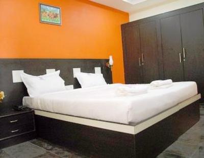 фото отеля Hotel Royal Grand Inn