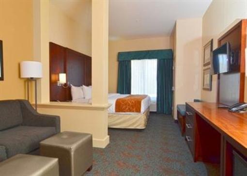 фото отеля Comfort Suites Crossroad Parkway
