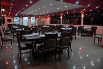 фото отеля Phoenicia Princess Suites