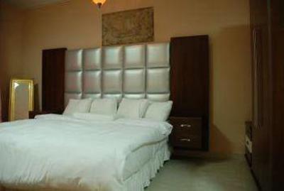 фото отеля Phoenicia Princess Suites