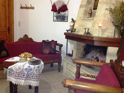 фото отеля Yakinthos