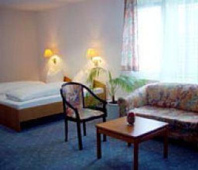 фото отеля Sunibel Inn Reinheim