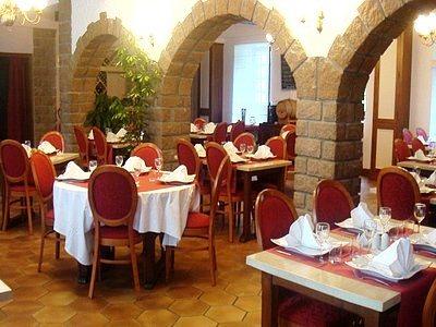 фото отеля Hotel Restaurant Le Chatel