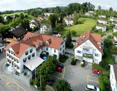 фото отеля Landhaus Sonne Hotel Durnten
