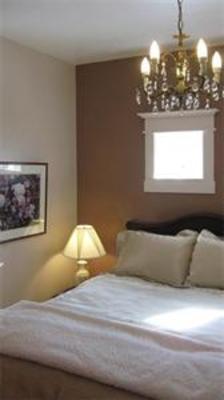 фото отеля Plum Grove Inn