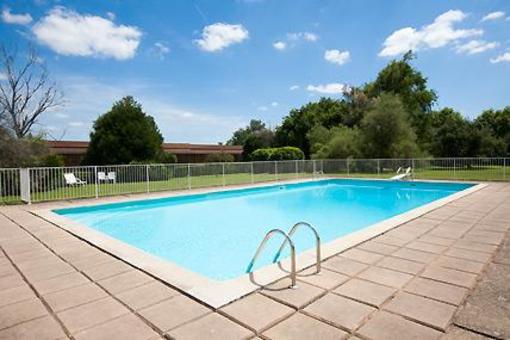 фото отеля Hotel La Vieille Ferme Macon (Bourgogne)