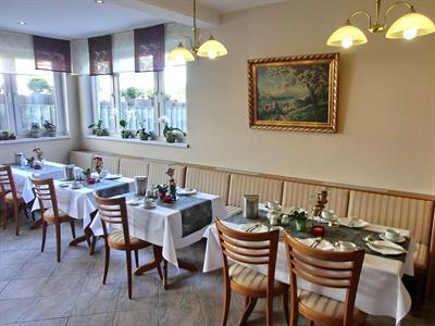 фото отеля Hotel zum Hafen
