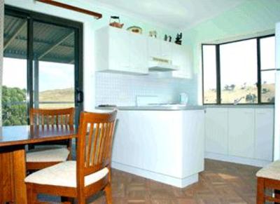 фото отеля Elm Cottage Tumut