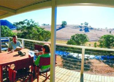 фото отеля Elm Cottage Tumut