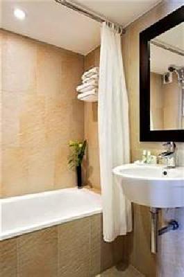 фото отеля BEST WESTERN La Tour Notre Dame