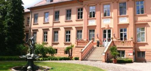 фото отеля Schlosshotel Ruhstadt