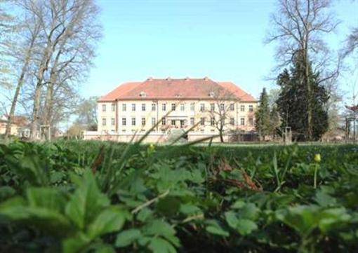 фото отеля Schlosshotel Ruhstadt