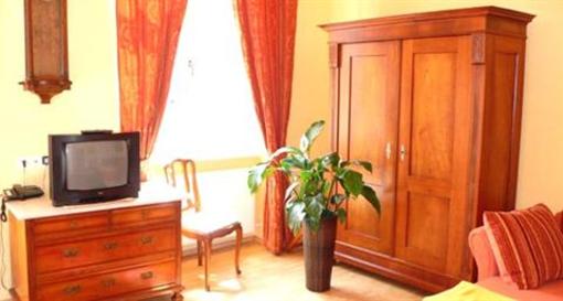 фото отеля Schlosshotel Ruhstadt