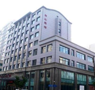 фото отеля Baishan Hotel Dalian