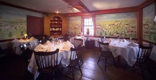 фото отеля Tollgate Hill Inn and Restaurant