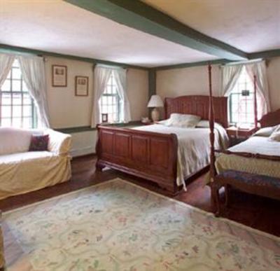 фото отеля Tollgate Hill Inn and Restaurant