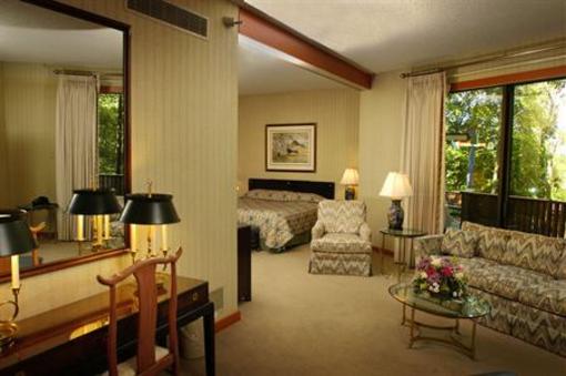 фото отеля The Warner Lodge Tuscaloosa