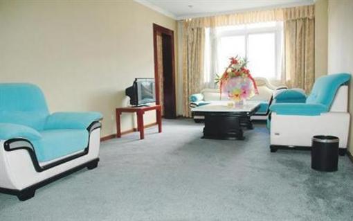 фото отеля Linzhi Business Hotel Tibet