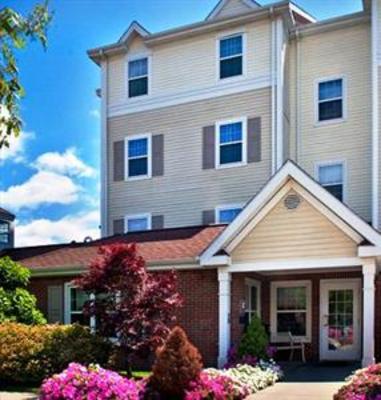 фото отеля TownePlace Suites Boston North Shore Danvers