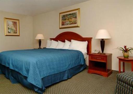 фото отеля Express Inn And Suites Greenville