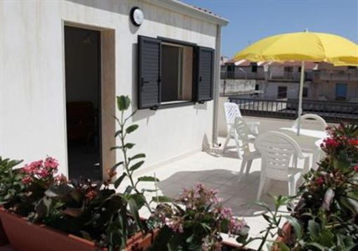 фото отеля Mare In Sicilia Cava D'Aliga