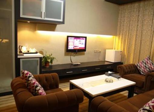 фото отеля Luxurious Quartz Hotel