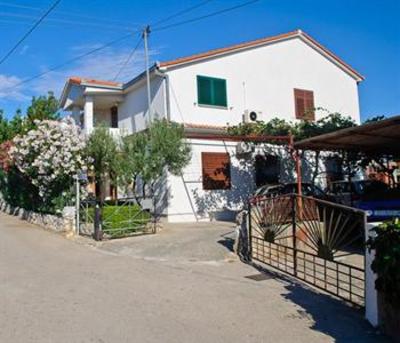 фото отеля Apartments Ruza Trogir