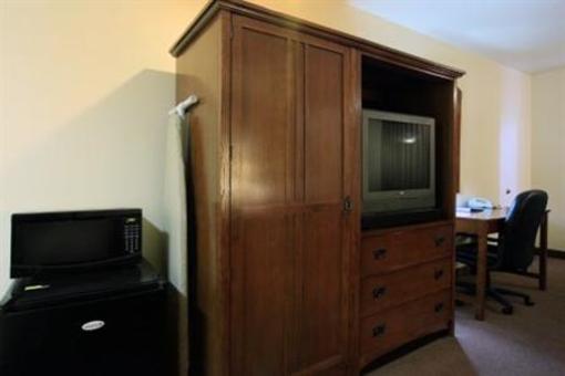 фото отеля America's Best Value Inn Roosevelt Ballard