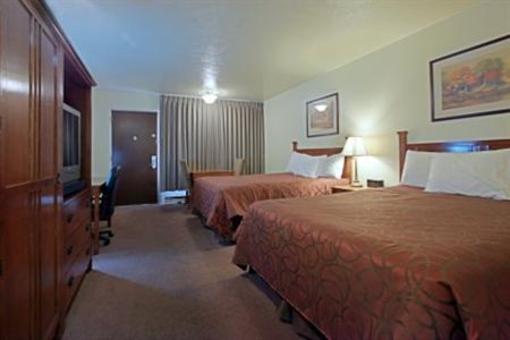 фото отеля America's Best Value Inn Roosevelt Ballard