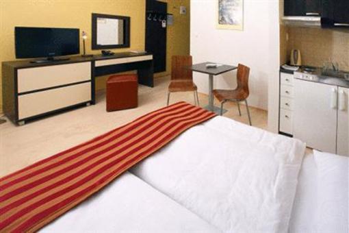фото отеля Hotel Luka Besenova