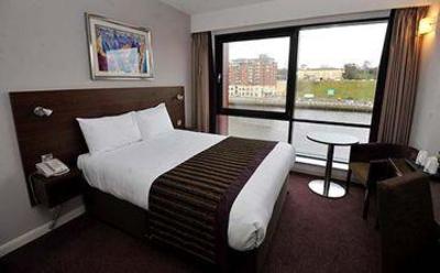 фото отеля Jurys Inn NewcastleGateshead Quays
