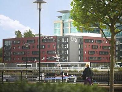 фото отеля Jurys Inn NewcastleGateshead Quays