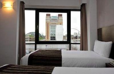 фото отеля Jurys Inn NewcastleGateshead Quays
